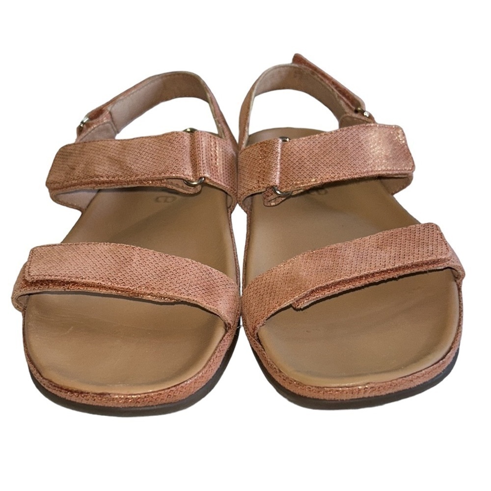 STRIVE Kona Sandal Metallic Copper Size 8 Wide - Picture 5 of 9